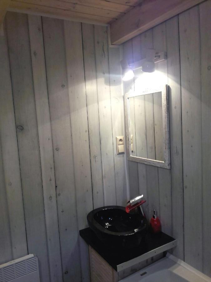 Domek Nad Jeziorem Osieczna Bagian luar foto